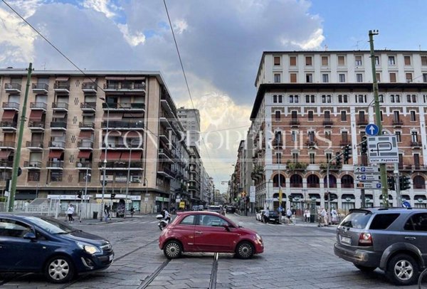 negozio in affitto a Milano in zona Porta Genova