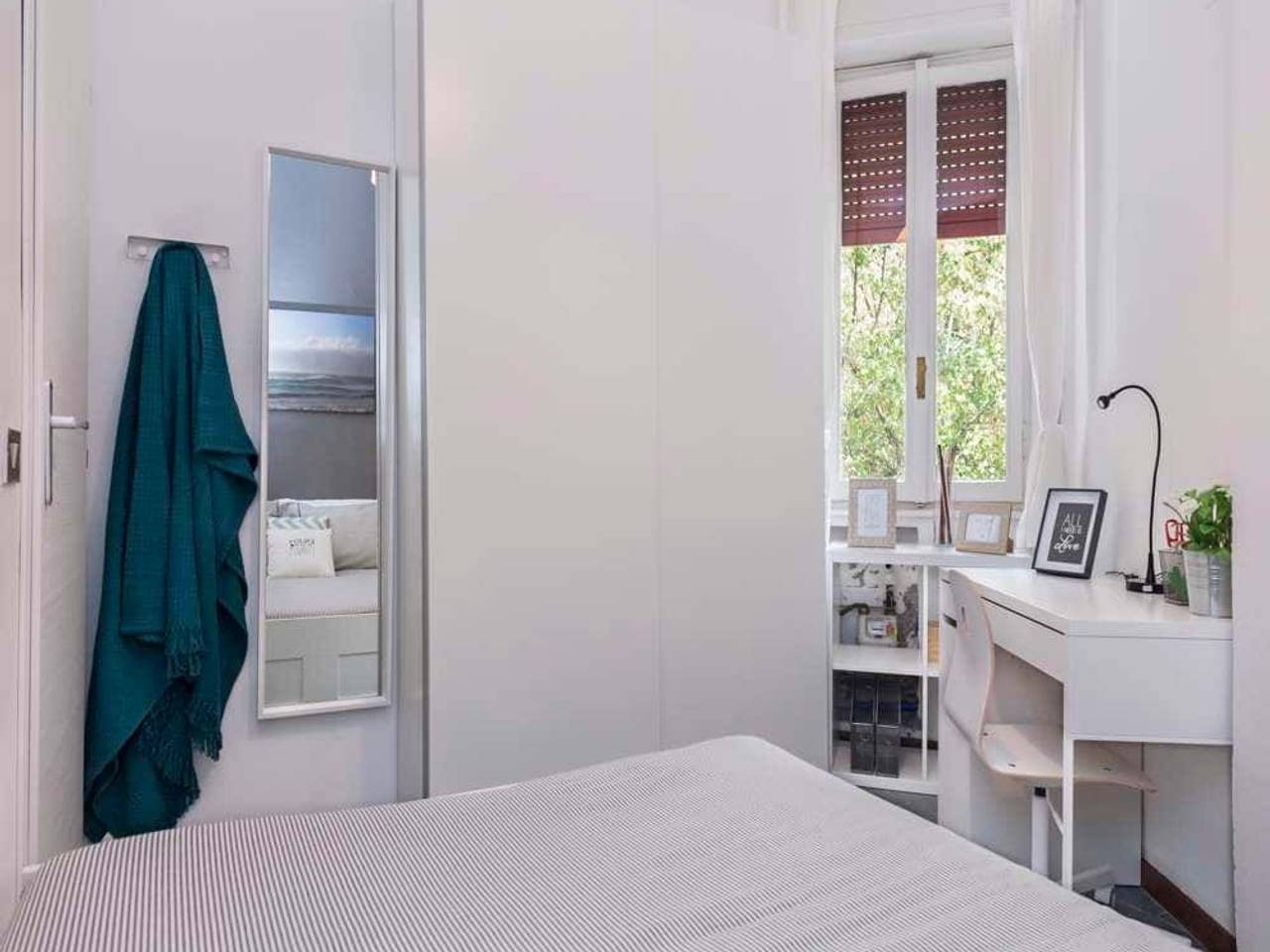 negozio in affitto a Milano in zona Lorenteggio