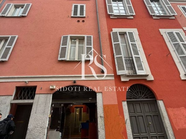 negozio in affitto a Milano