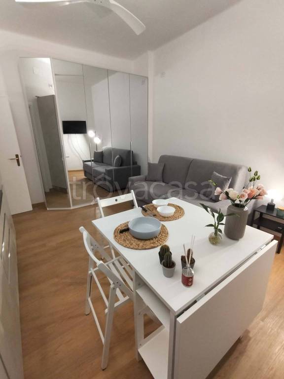 appartamento in affitto a Milano in zona Piazzale Lodi