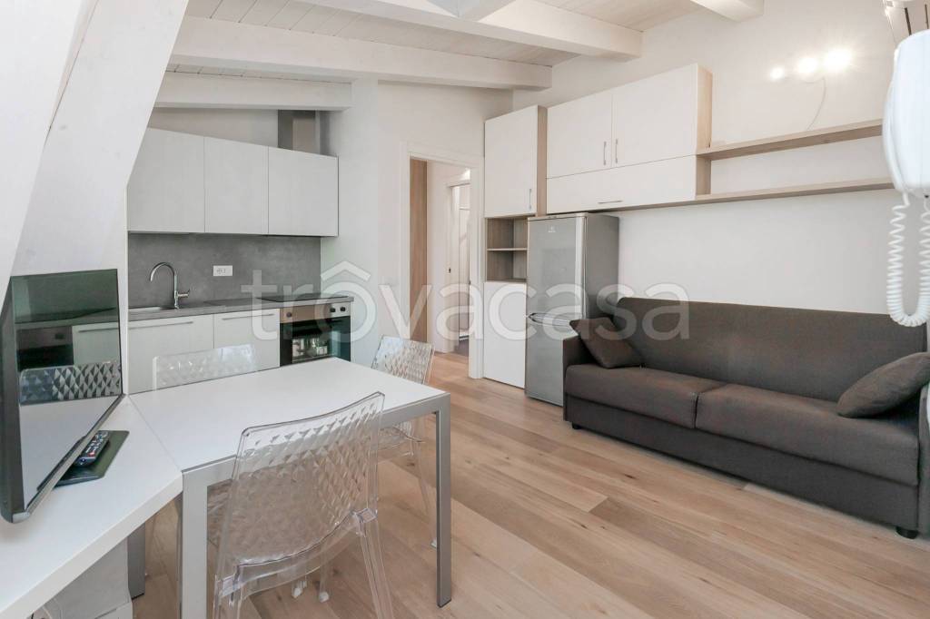 appartamento in affitto a Milano in zona Isola