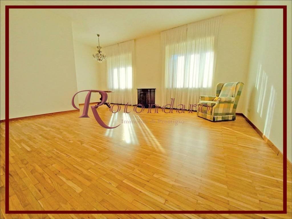 appartamento in affitto a Milano in zona Cadorna