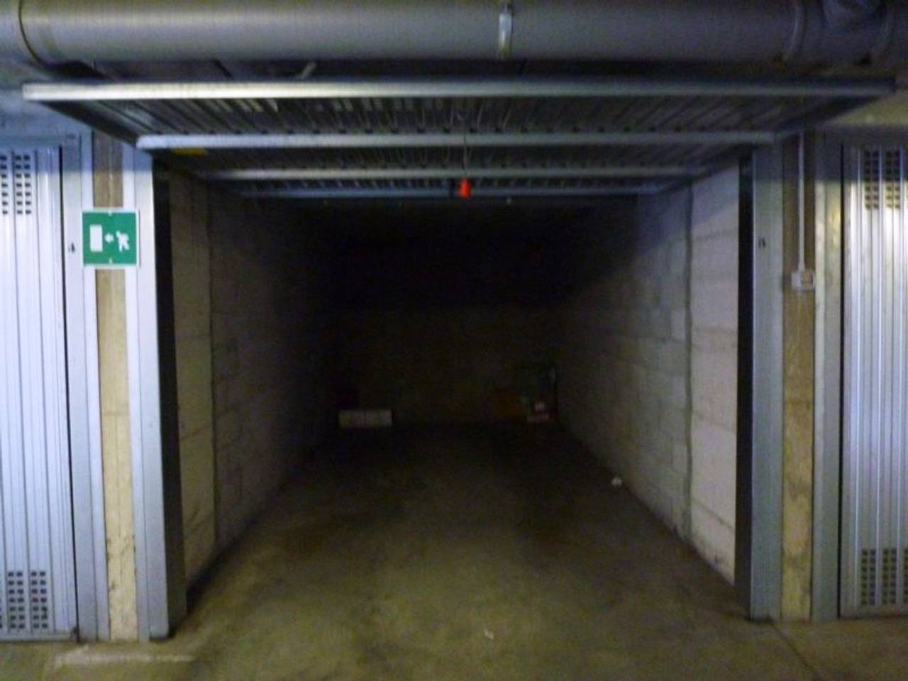 negozio in affitto a Milano in zona Rottole