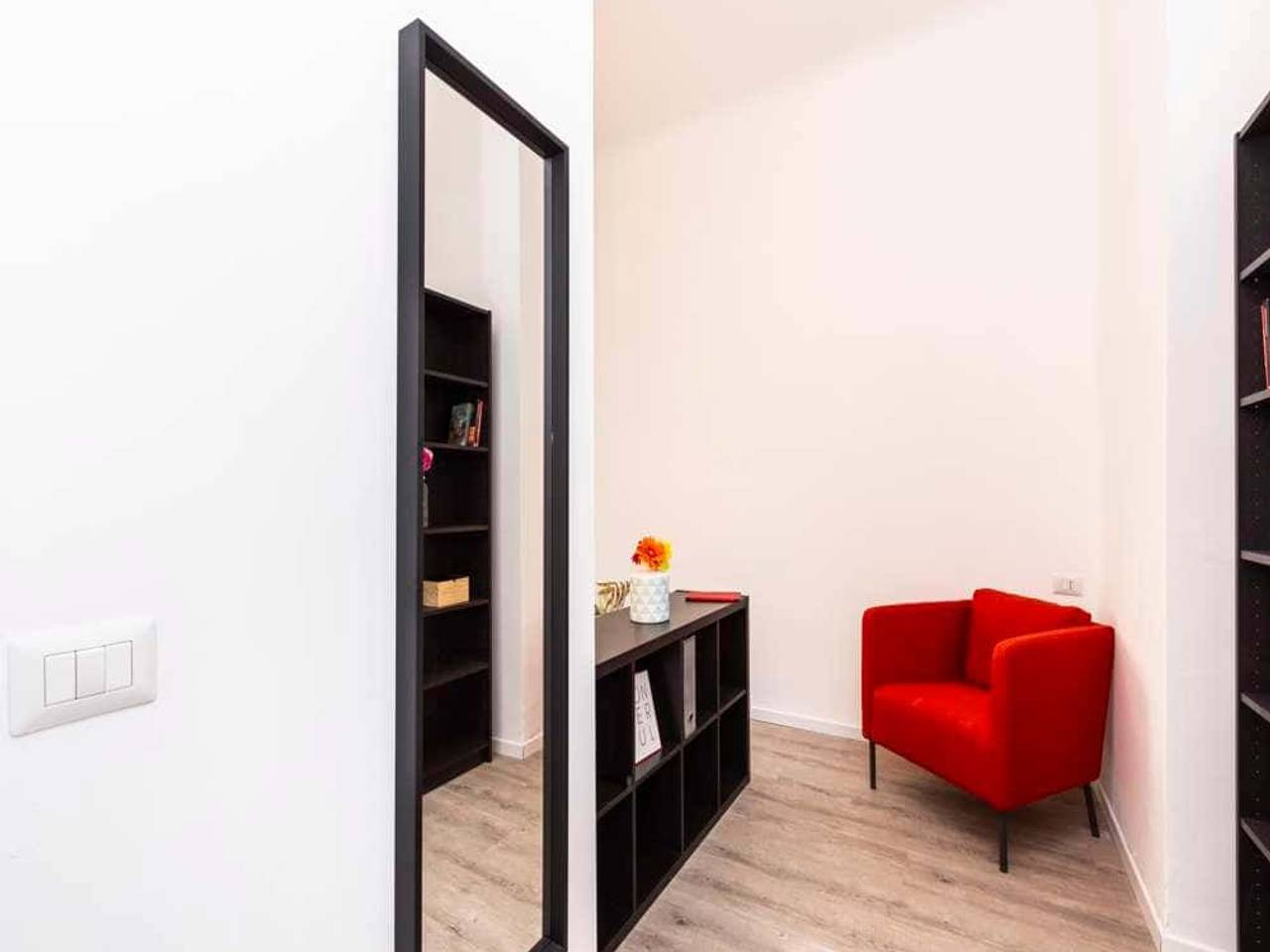 negozio in affitto a Milano in zona Isola