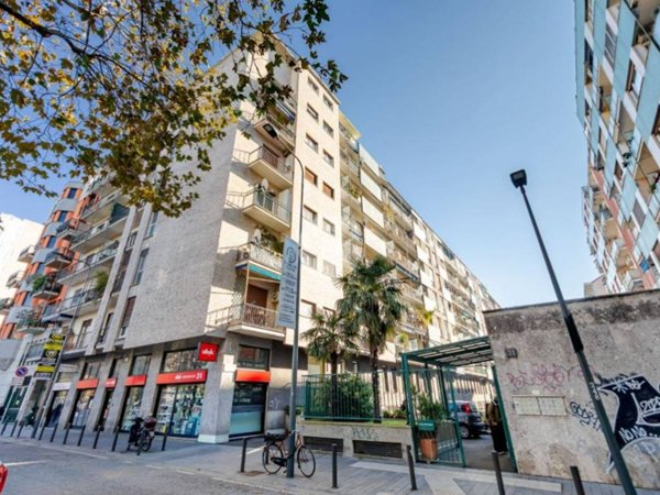 appartamento in affitto a Milano in zona Lorenteggio