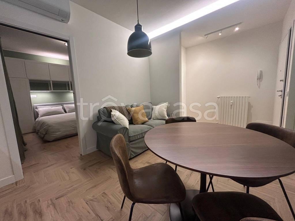 appartamento in affitto a Milano