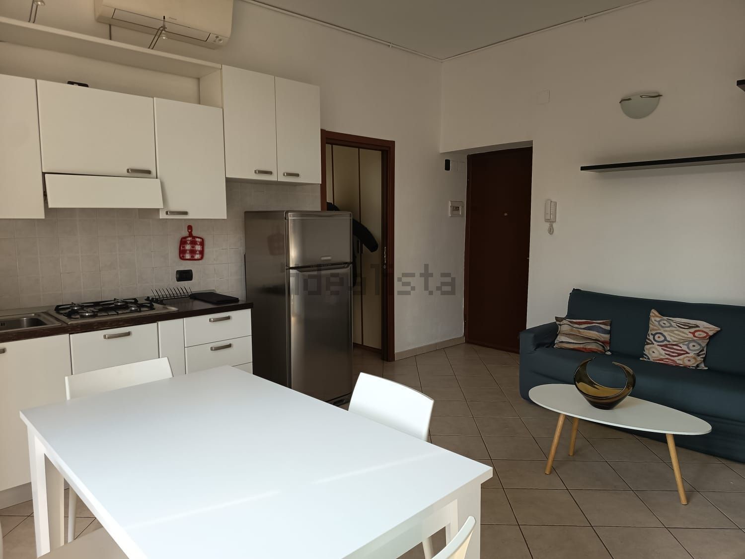 appartamento in affitto a Milano in zona Guastalla