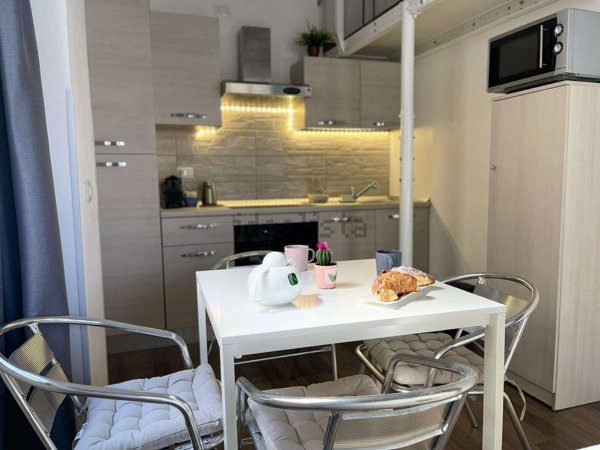 appartamento in affitto a Milano in zona Baggio