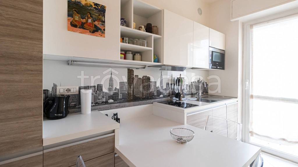 appartamento in affitto a Milano in zona Famagosta