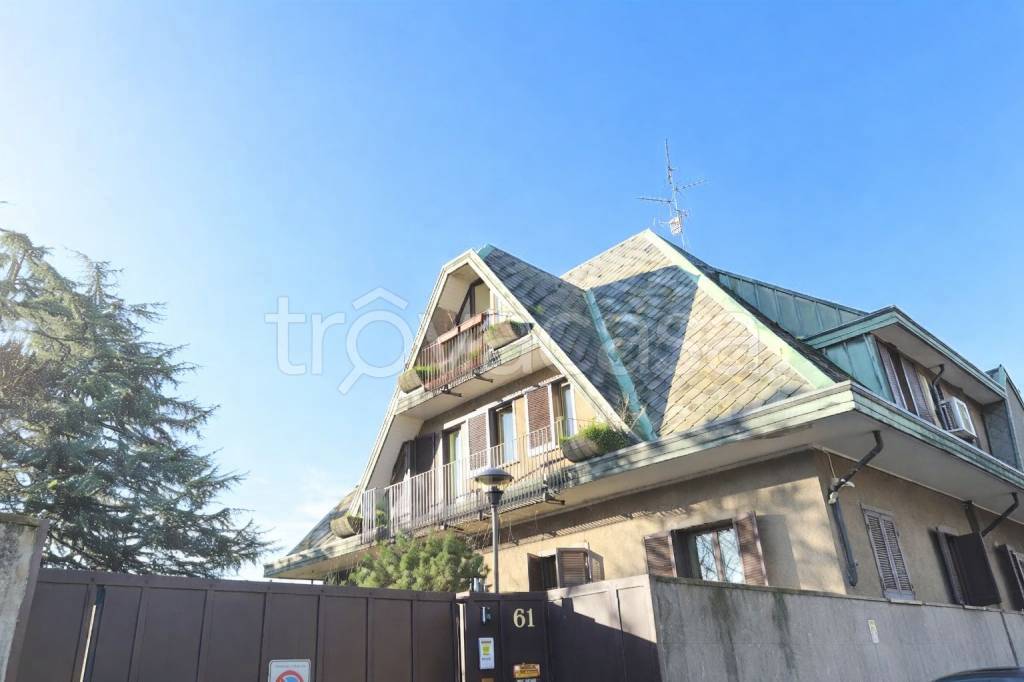 appartamento in affitto a Milano in zona Gallaratese