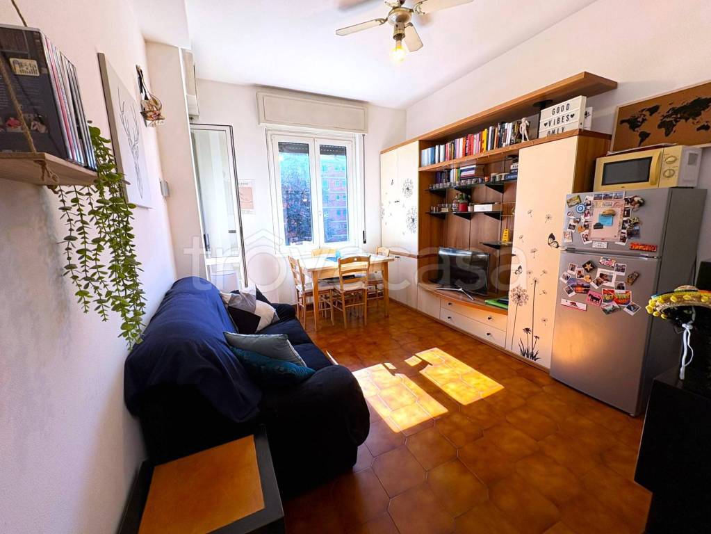 appartamento in affitto a Milano in zona Feltre