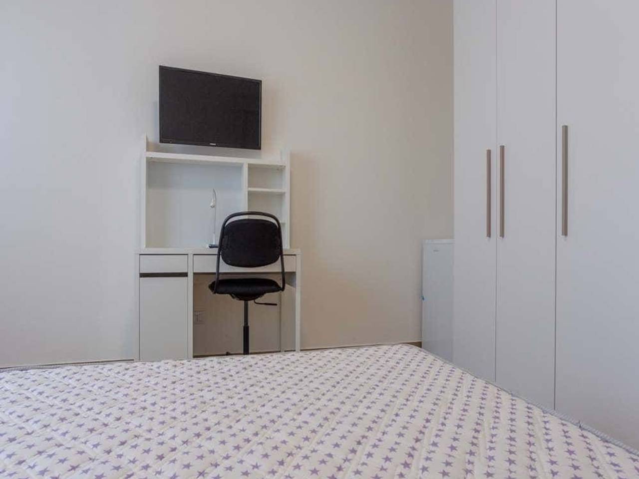 negozio in affitto a Milano in zona Lorenteggio