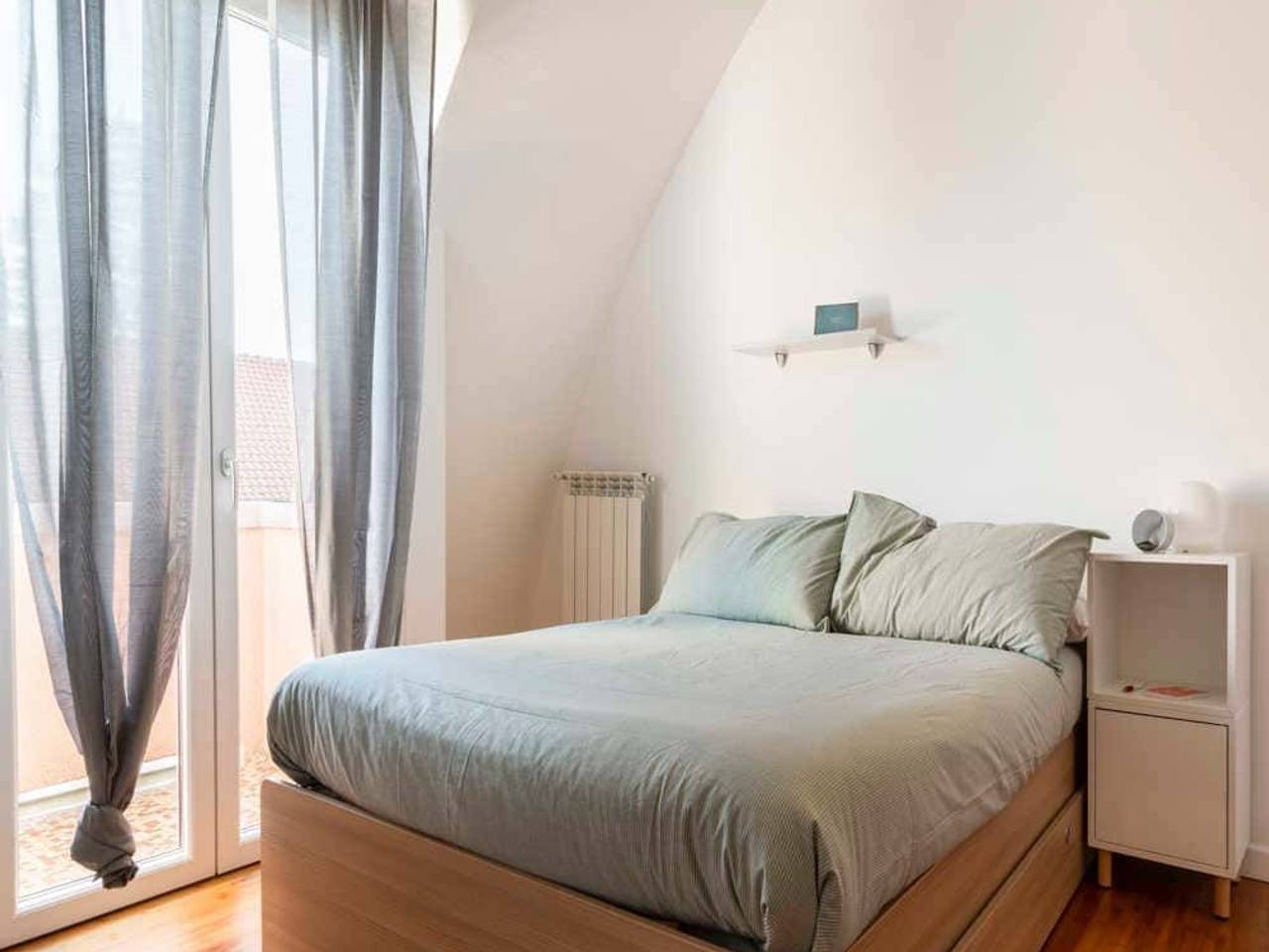 negozio in affitto a Milano in zona Isola