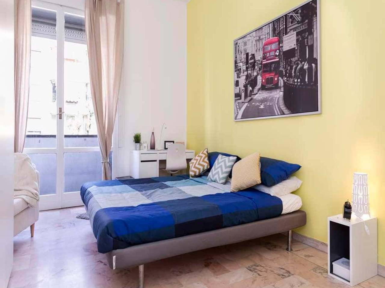 negozio in affitto a Milano in zona Bocconi