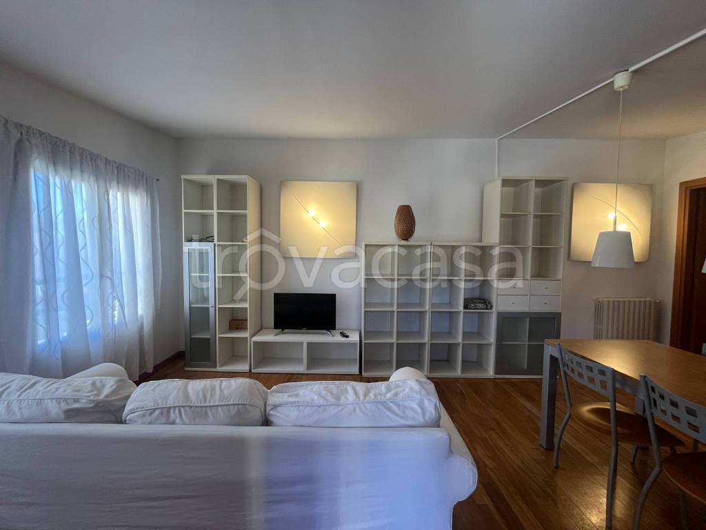 appartamento in affitto a Milano in zona Niguarda