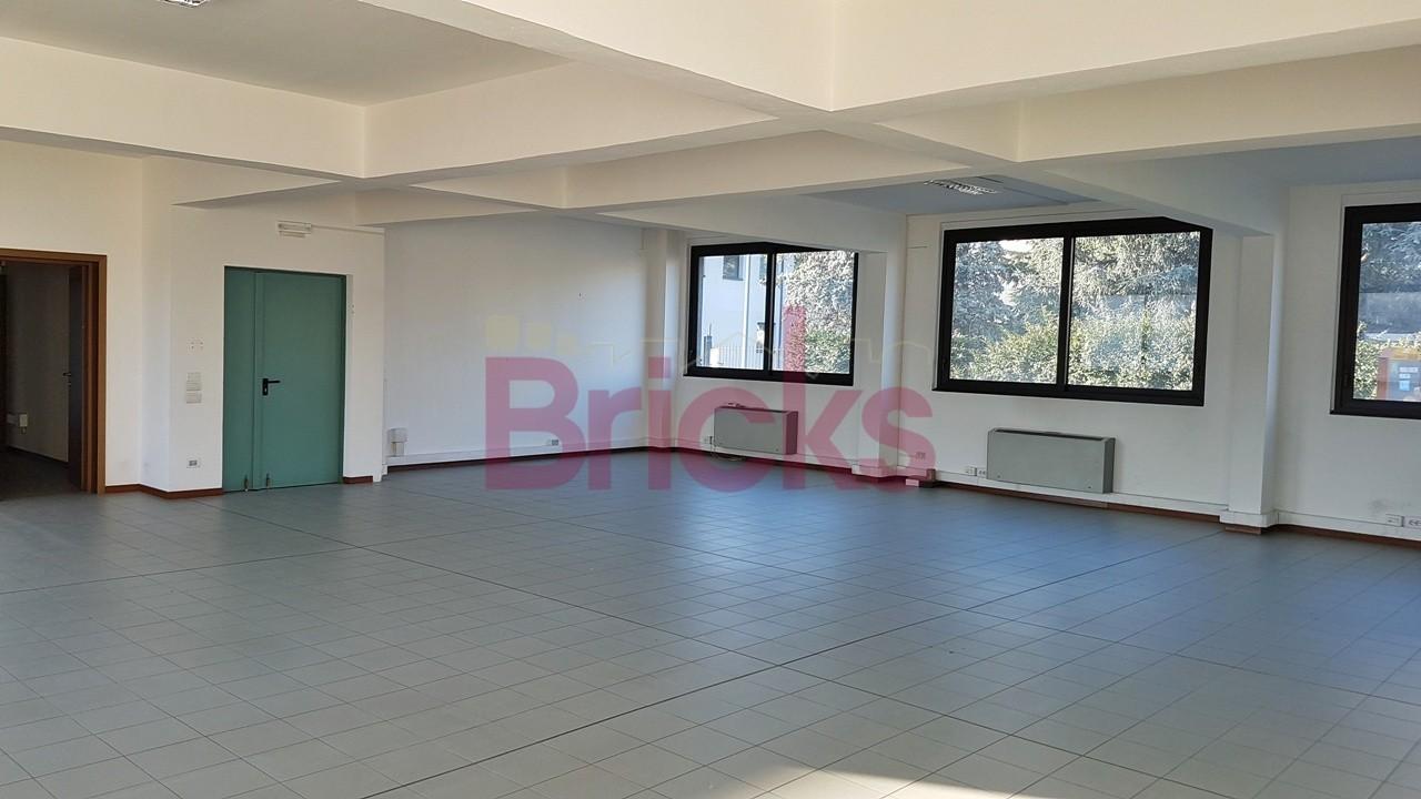 ufficio in affitto a Milano in zona Corvetto