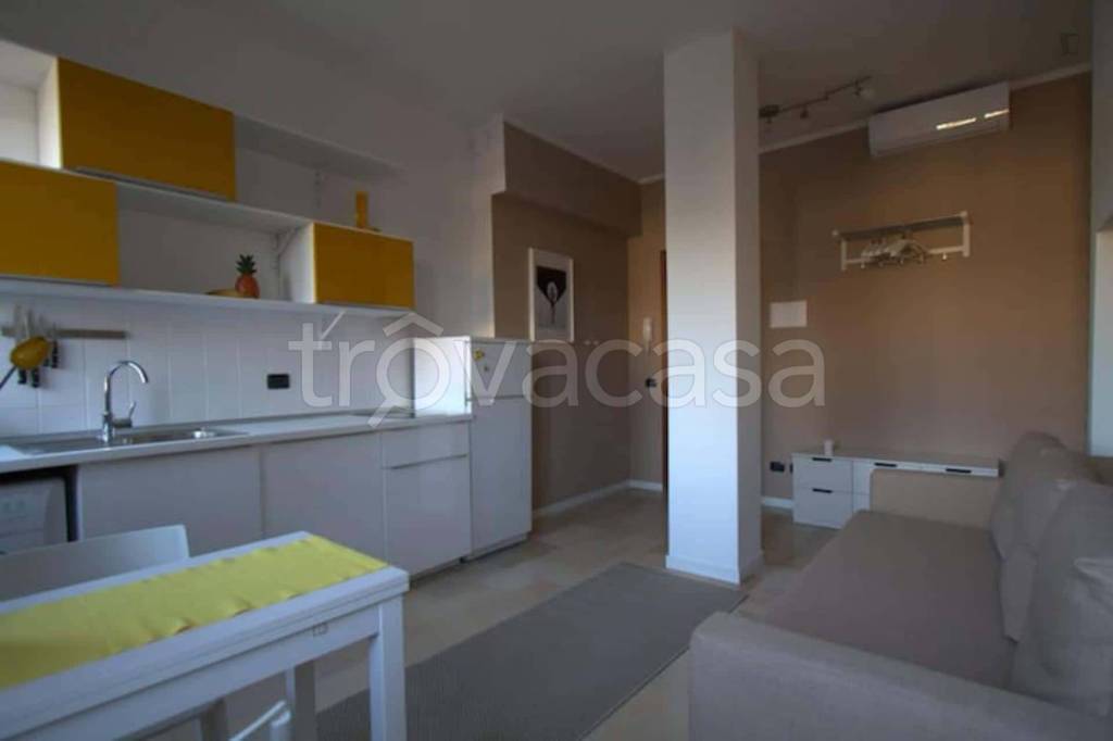 appartamento in affitto a Milano in zona Sant'Ambrogio