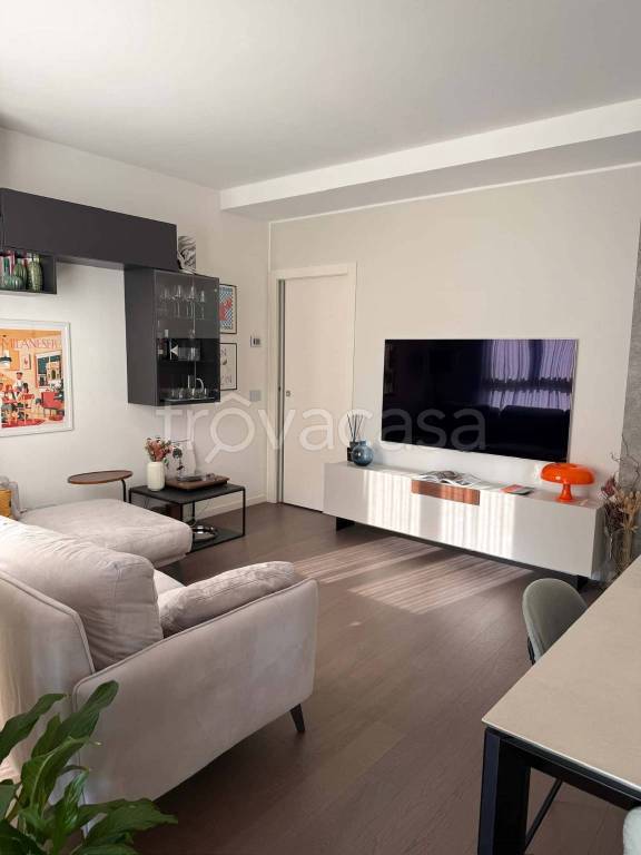 appartamento in affitto a Milano in zona Isola