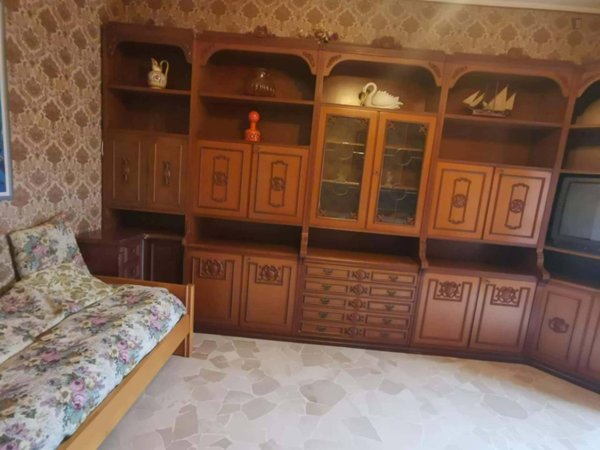 negozio in affitto a Milano in zona Corvetto