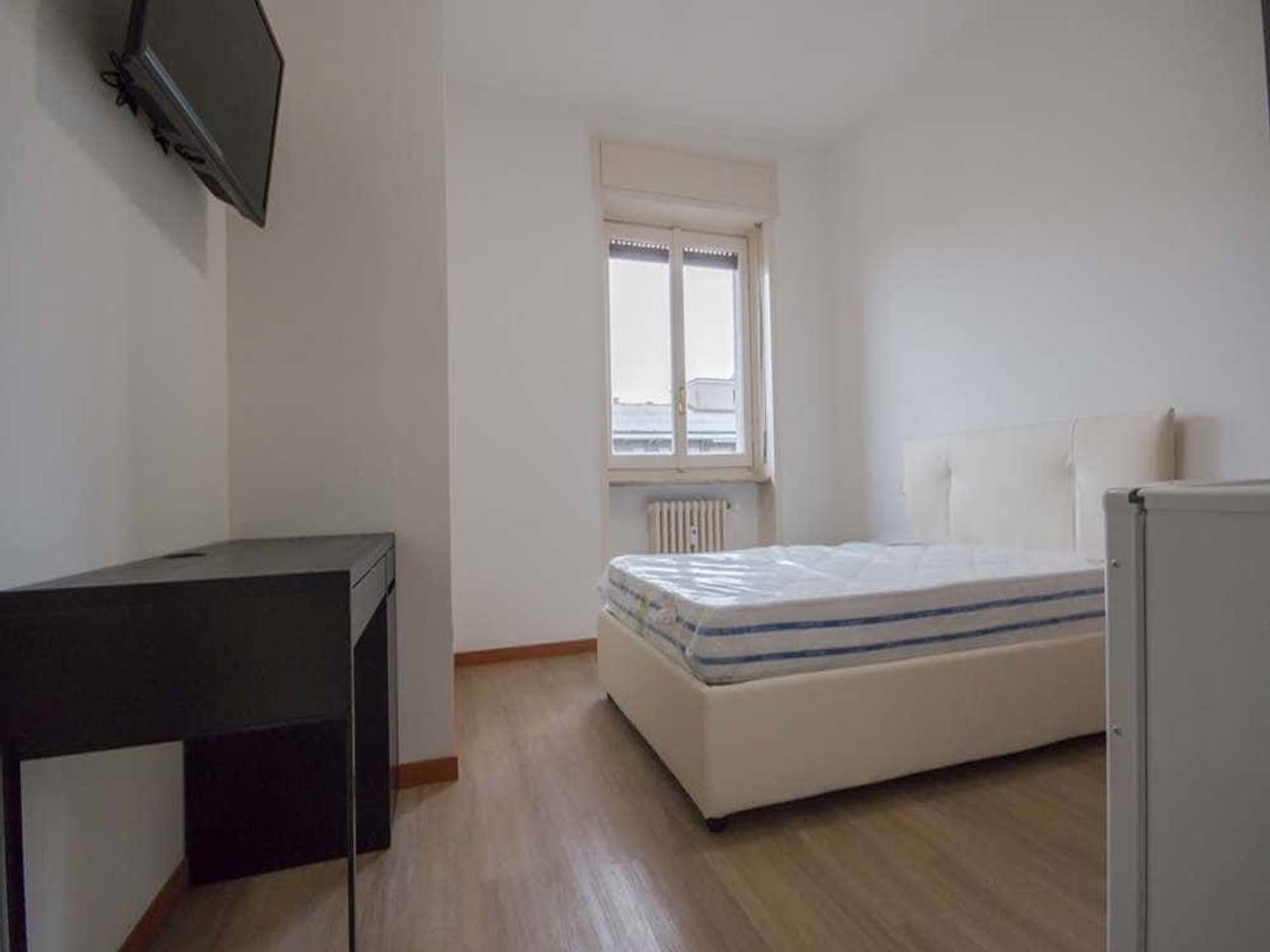 negozio in affitto a Milano in zona Maggiolina