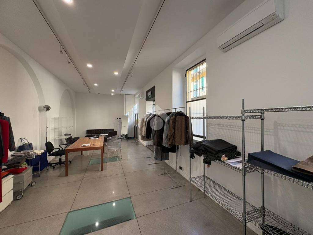 ufficio in affitto a Milano in zona Porta Genova