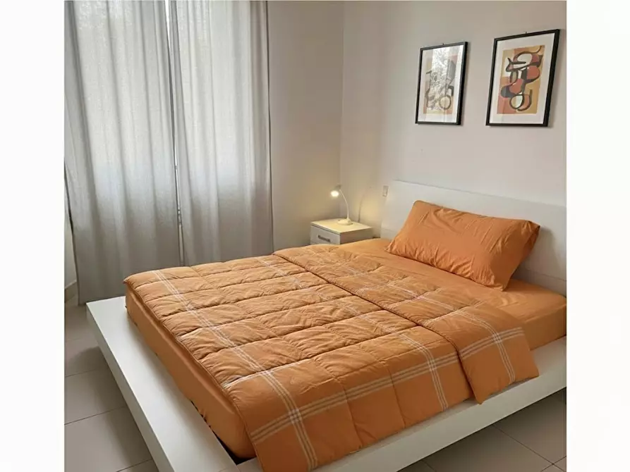 negozio in affitto a Milano