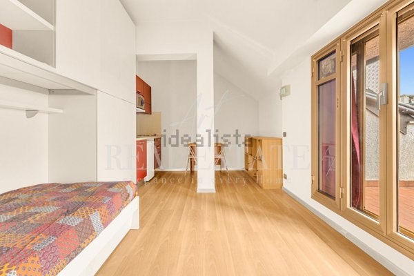 appartamento in affitto a Milano in zona Lorenteggio