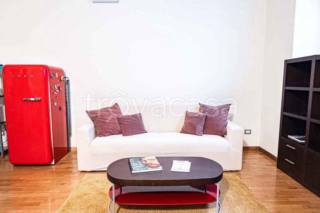 appartamento in affitto a Milano in zona Solari