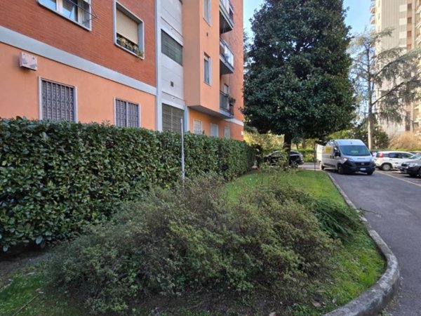 appartamento in affitto a Milano in zona Trenno