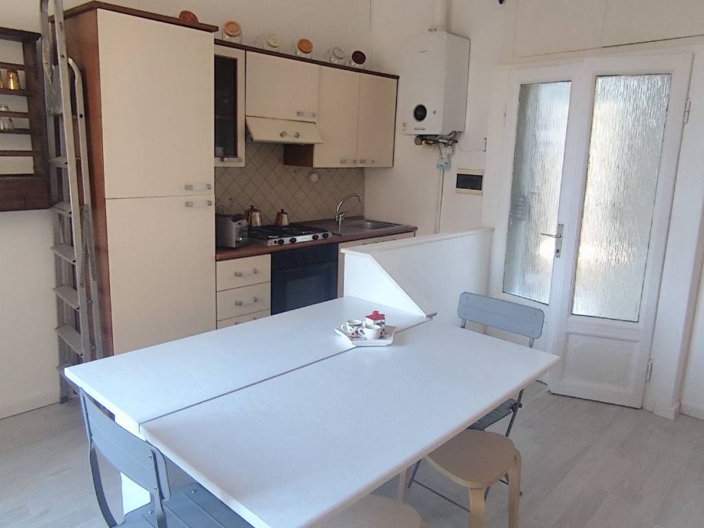 appartamento in affitto a Milano in zona Porta Genova