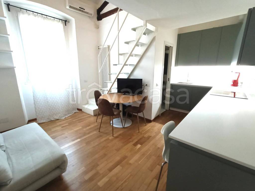 appartamento in affitto a Milano in zona Solari