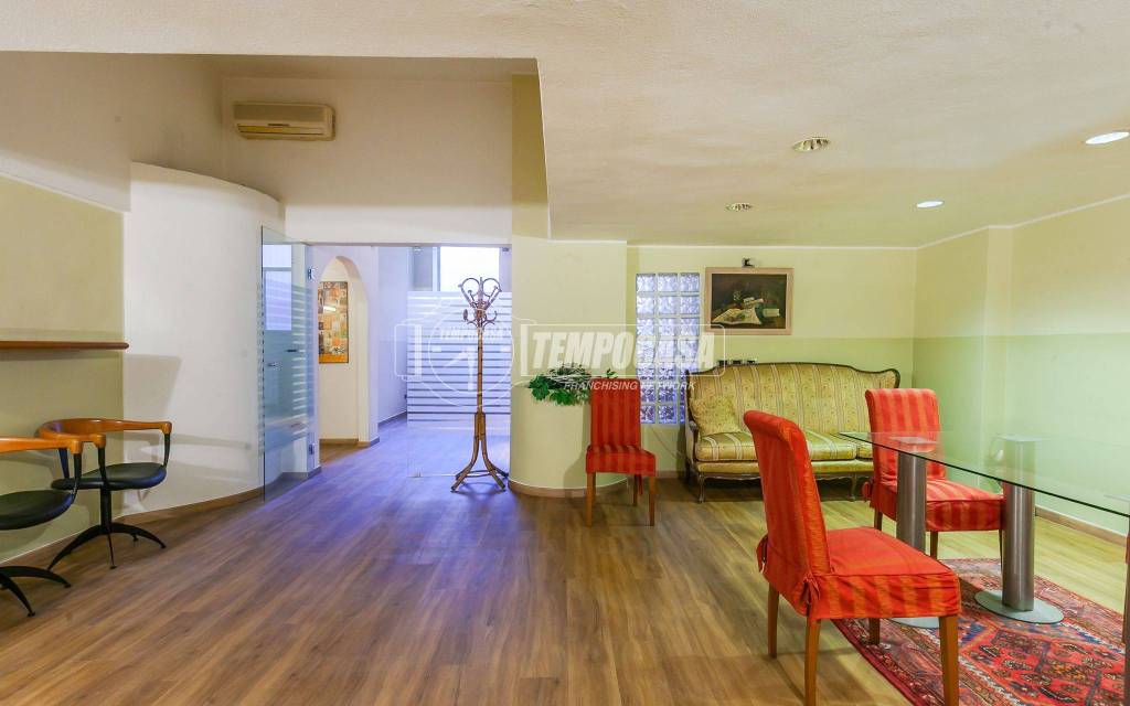 ufficio in affitto a Milano in zona Isola