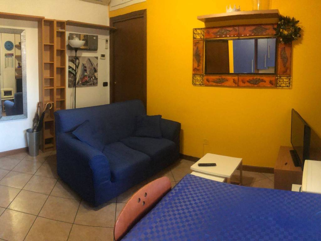 appartamento in affitto a Milano in zona Famagosta