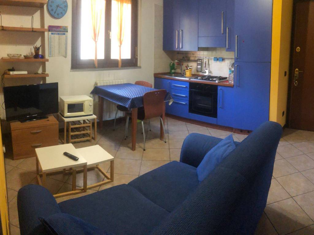 appartamento in affitto a Milano in zona Famagosta