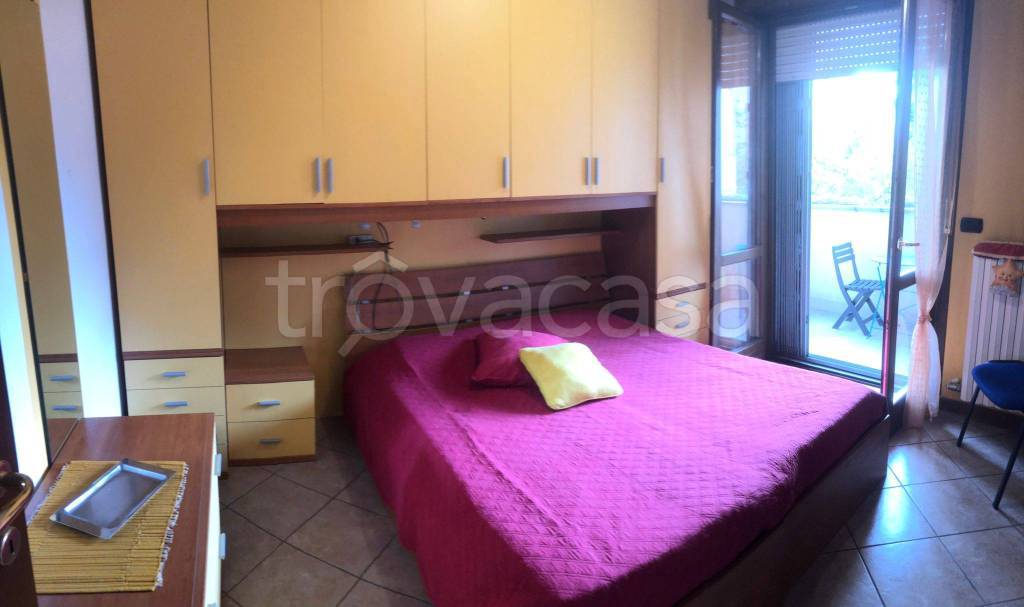 appartamento in affitto a Milano in zona Famagosta