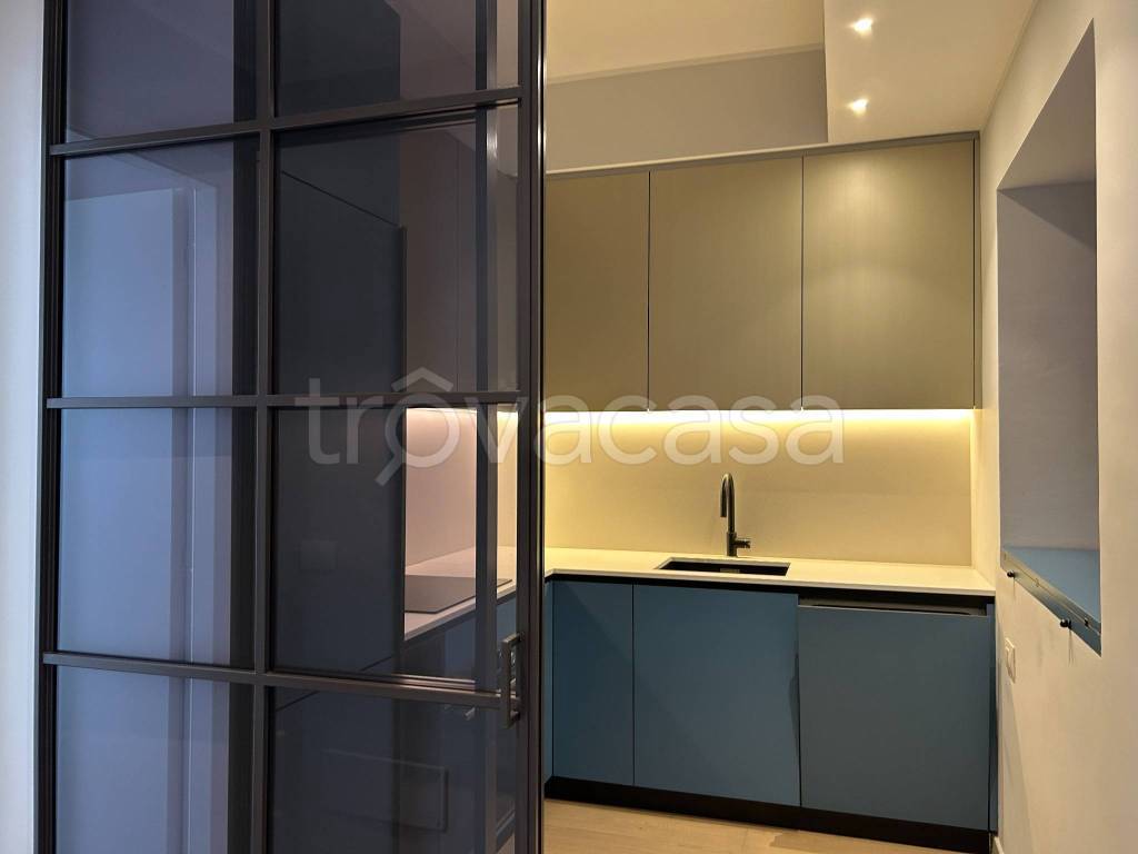appartamento in affitto a Milano in zona Porta Nuova