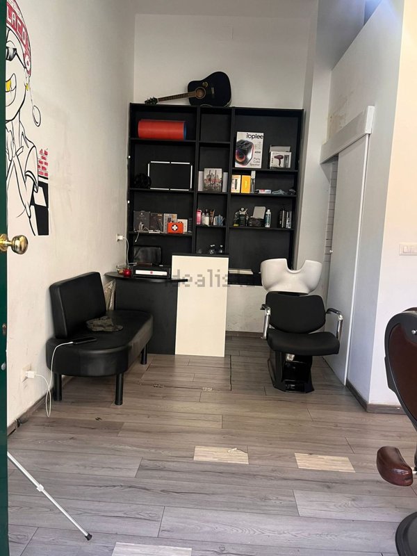 negozio in affitto a Milano