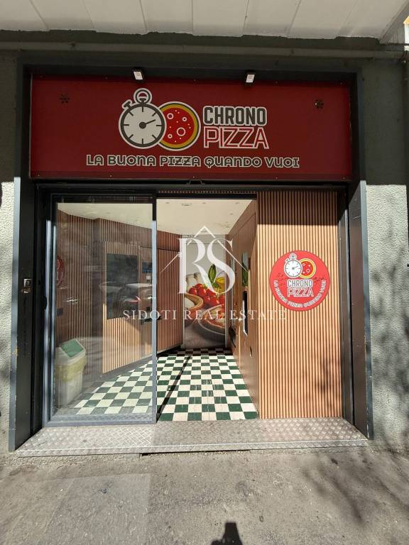 negozio in affitto a Milano