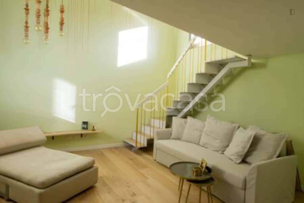 appartamento in affitto a Milano in zona Isola