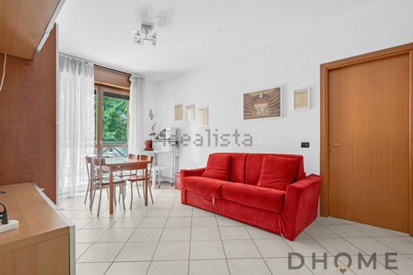 appartamento in affitto a Milano in zona Lorenteggio