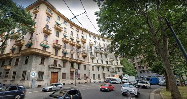 negozio in affitto a Milano in zona Loreto