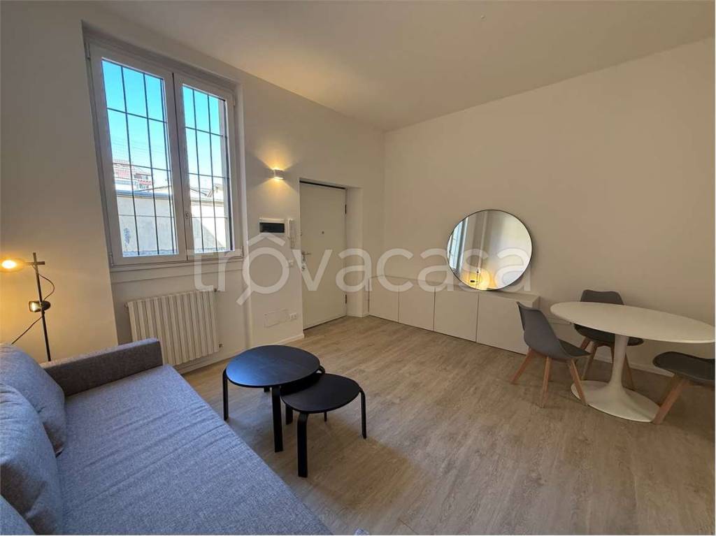 appartamento in affitto a Milano in zona Vigentino