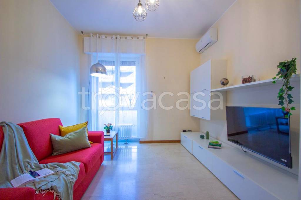 appartamento in affitto a Milano in zona Lambrate