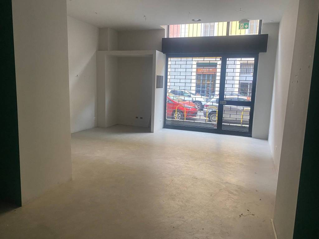 negozio in affitto a Milano in zona Porta Romana