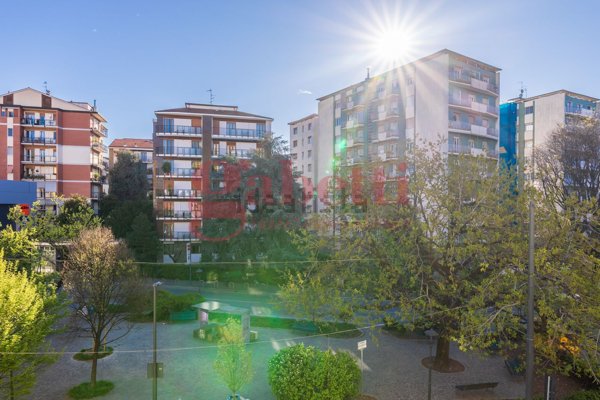 appartamento in affitto a Milano in zona Isola