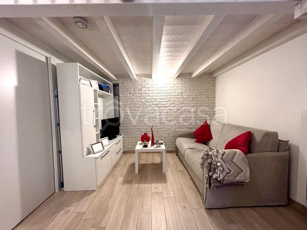 appartamento in affitto a Milano in zona Solari