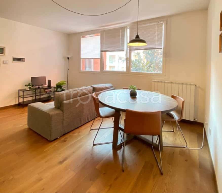 appartamento in affitto a Milano in zona Corvetto