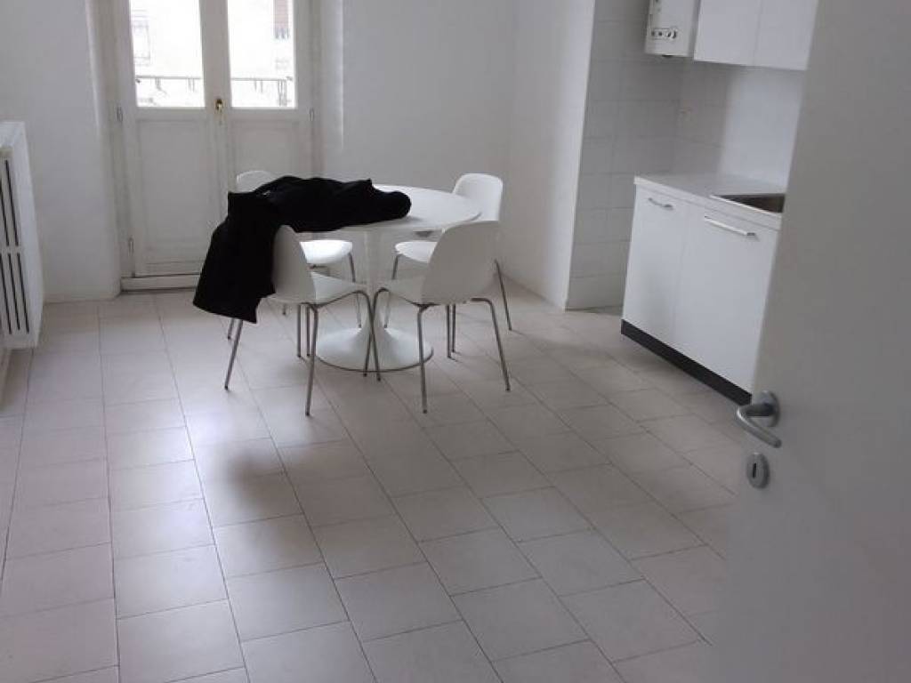appartamento in affitto a Milano in zona Centro Direzionale