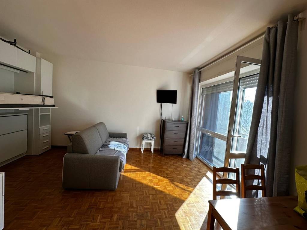 appartamento in affitto a Milano in zona Famagosta