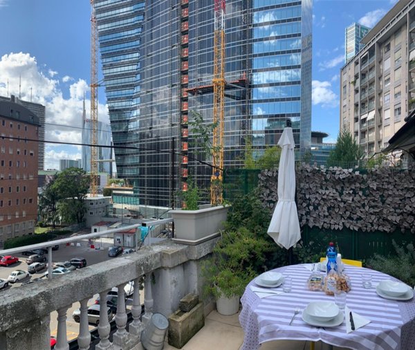 appartamento in affitto a Milano in zona Porta Nuova